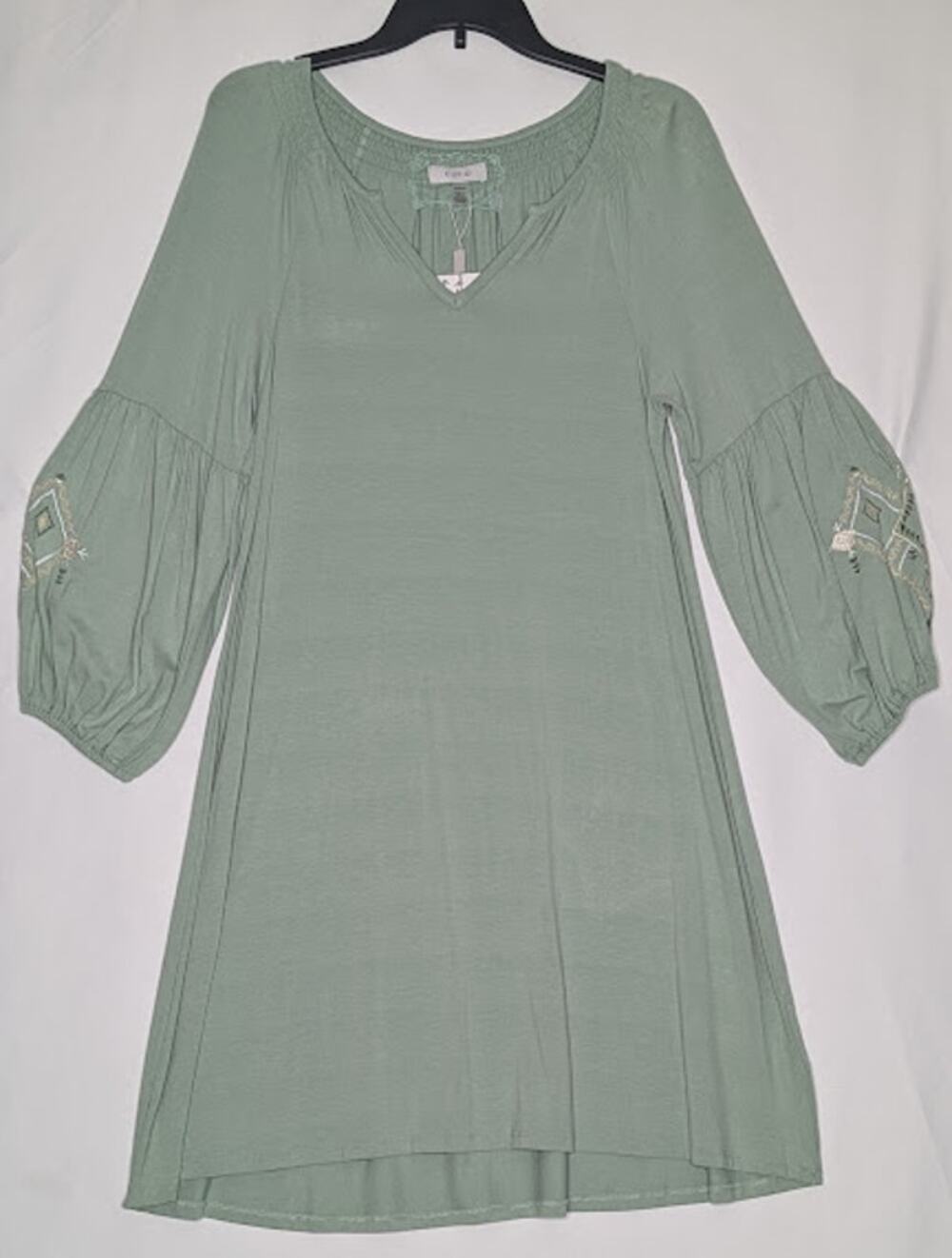 CUPIO Womens Medium Embroidered mint green Dress Vacation casual BOHO Coastal